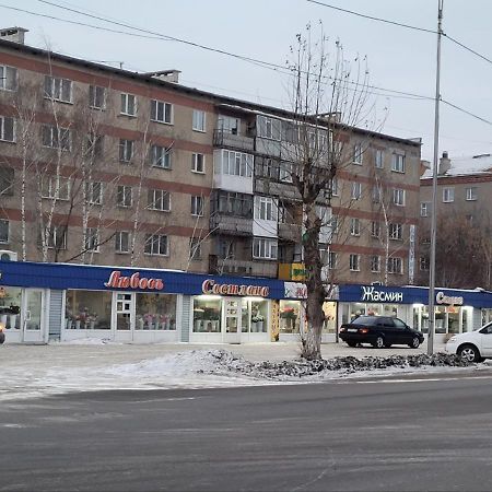 1 Комнатные Апартаменты На Ауэзова 236 Kokshetau Eksteriør billede