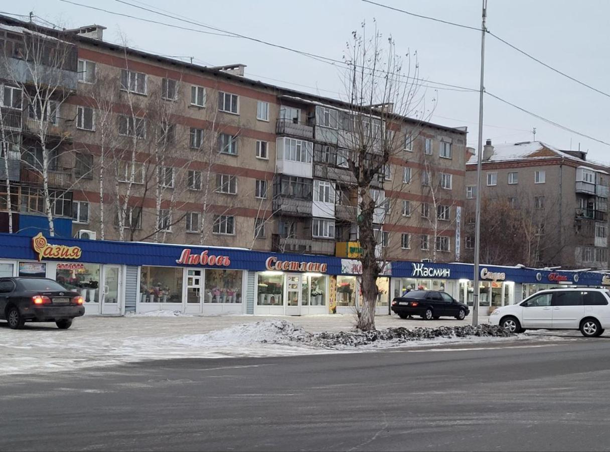 1 Комнатные Апартаменты На Ауэзова 236 Kokshetau Eksteriør billede